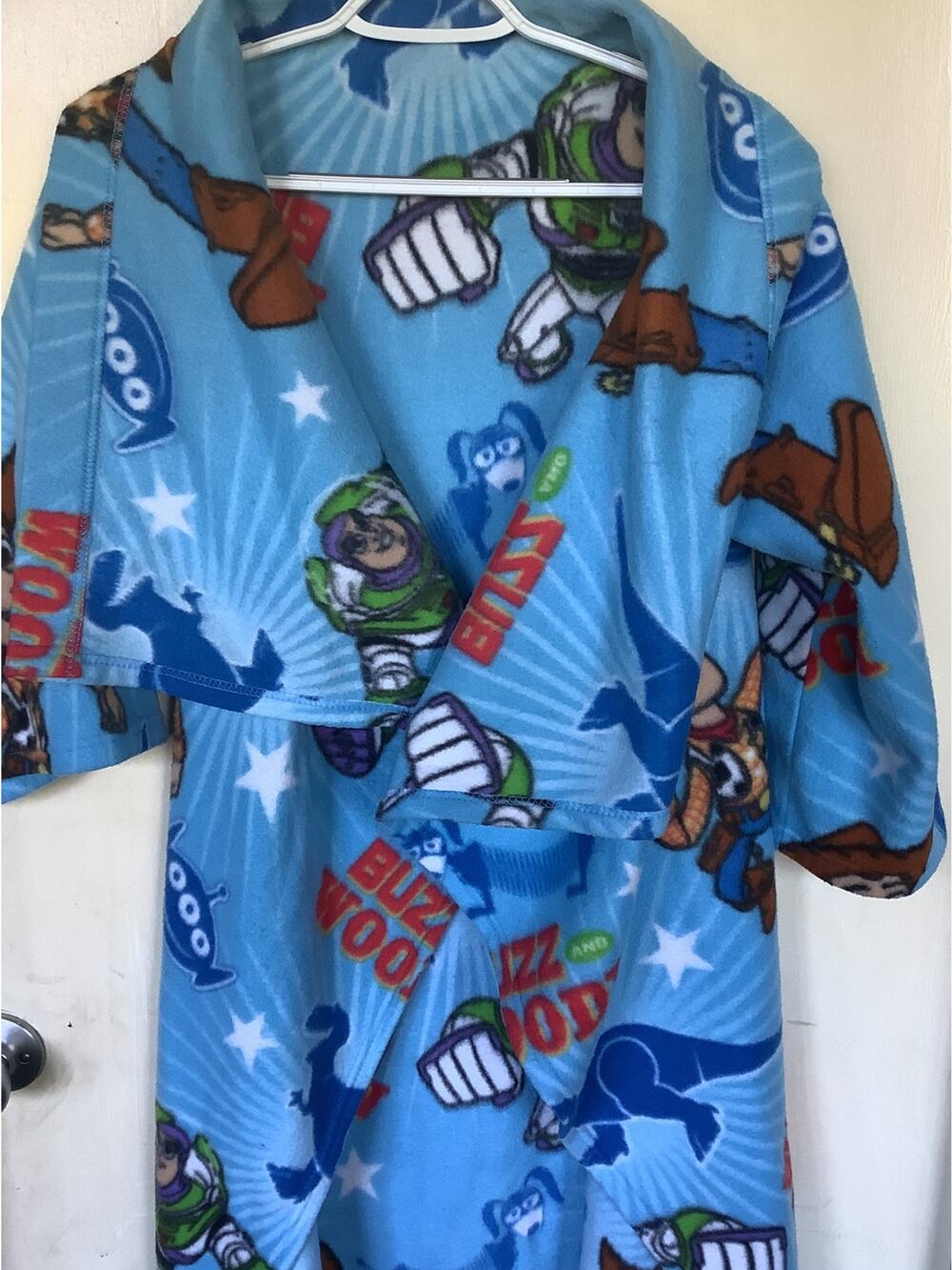 Disney Pixar Buzz light-year fleece Snuggie sleeved throw blanket robe
